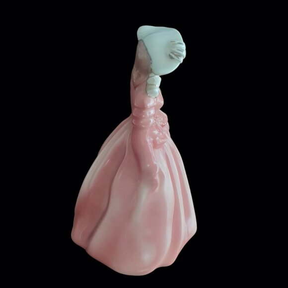 Vintage Florence Ceramic Pink Victorian Lady Figurine W/ Basket. Pasadena... - Picture 4 of 5